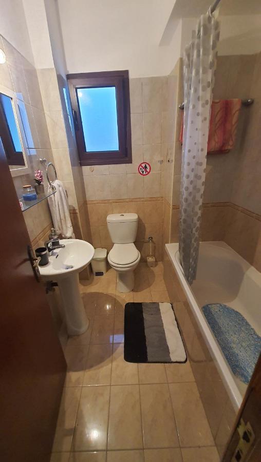 Nice Holiday Apartment Paphos Eksteriør billede