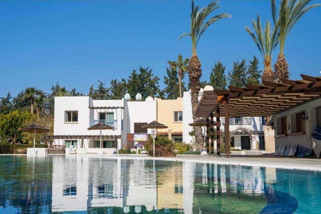 Nice Holiday Apartment Paphos Eksteriør billede