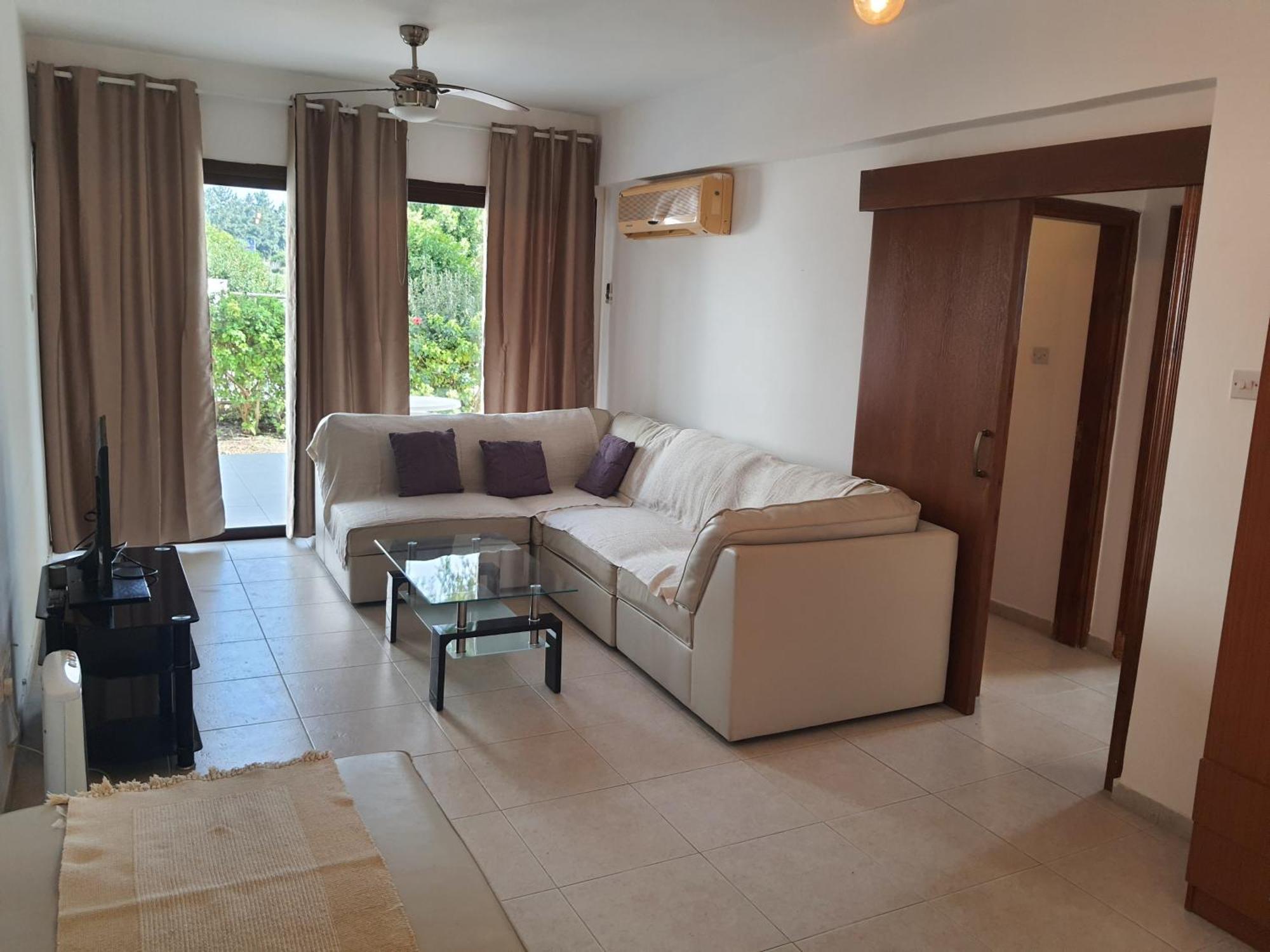 Nice Holiday Apartment Paphos Eksteriør billede